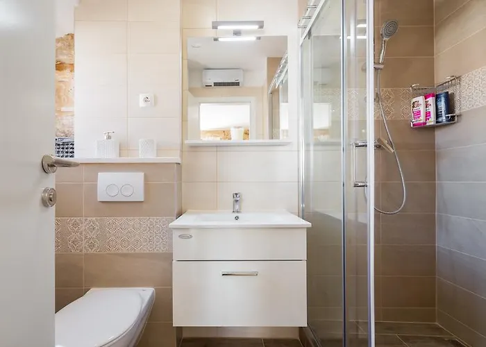 Апартаменты Cindro With Terrace