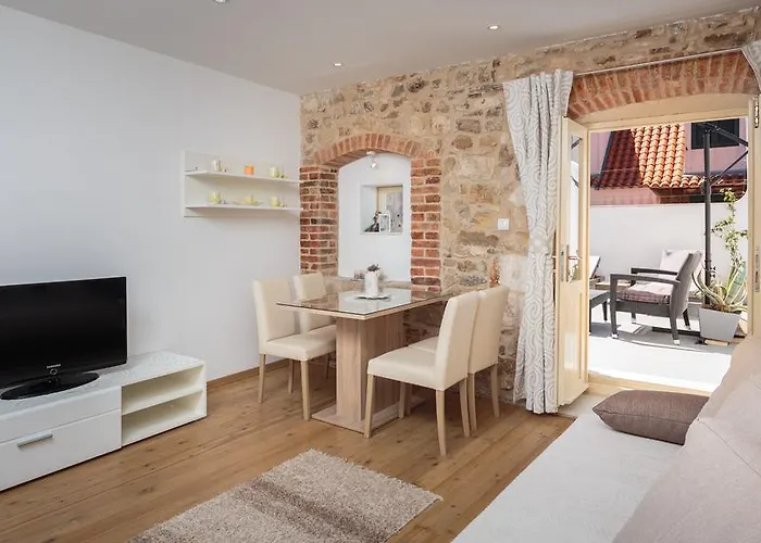 Cindro With Terrace Апартаменты *