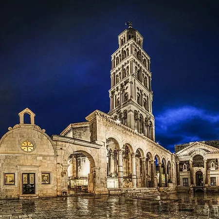 דירה Cindro With Terrace *