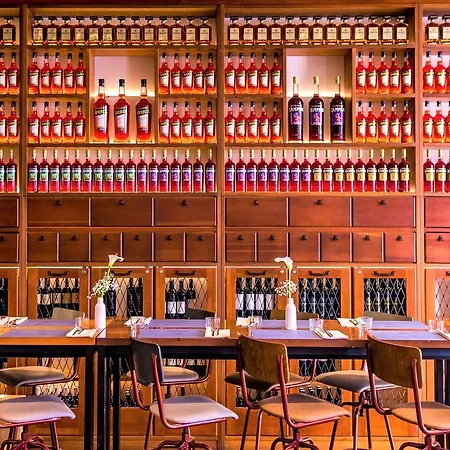 Cindro With Terrace דירה *